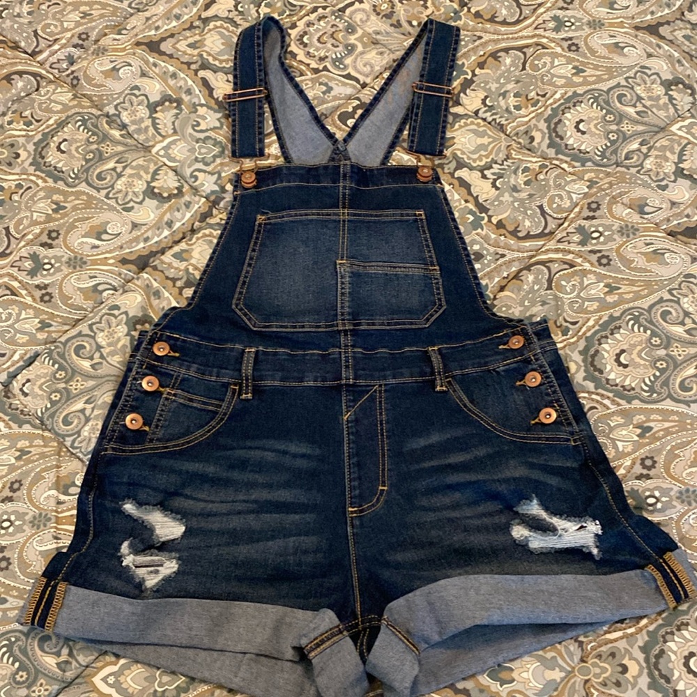 Overall shorts!